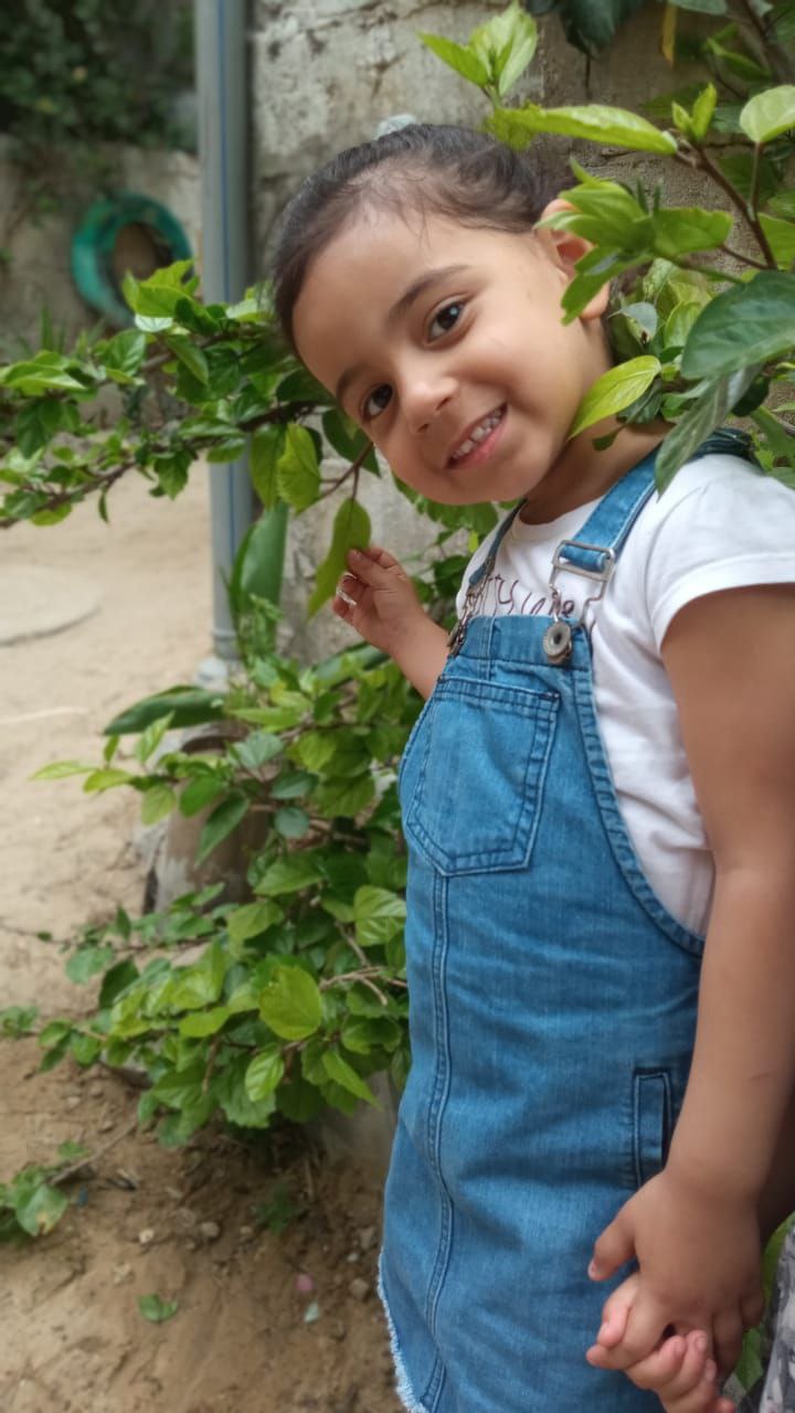 מריה מוז'פר חלולי